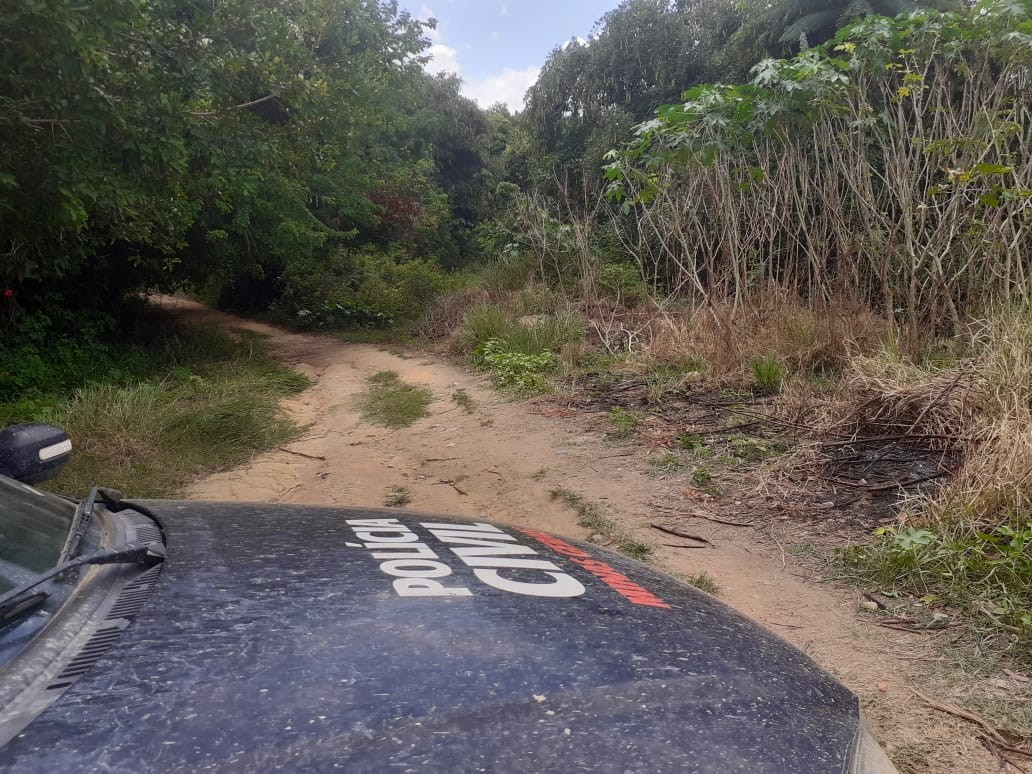 Adolescente é morto a tiros e encontrado às margens de um rio em Águas Formosas