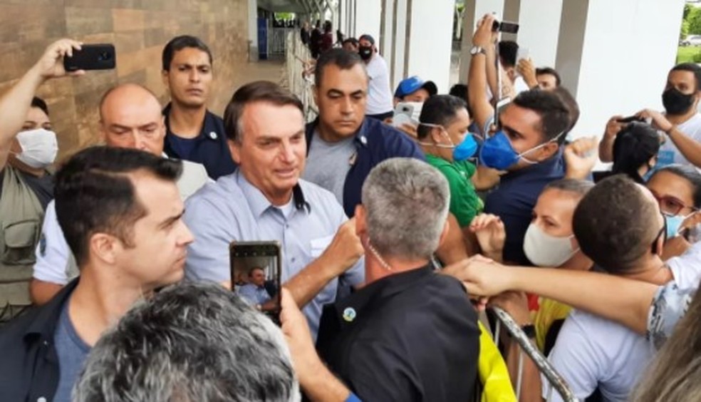 Bolsonaro visitou o Acre em fevereiro deste ano e não usou máscara durante a visita — Foto: Jefson Dourado/Rede Amazônica
