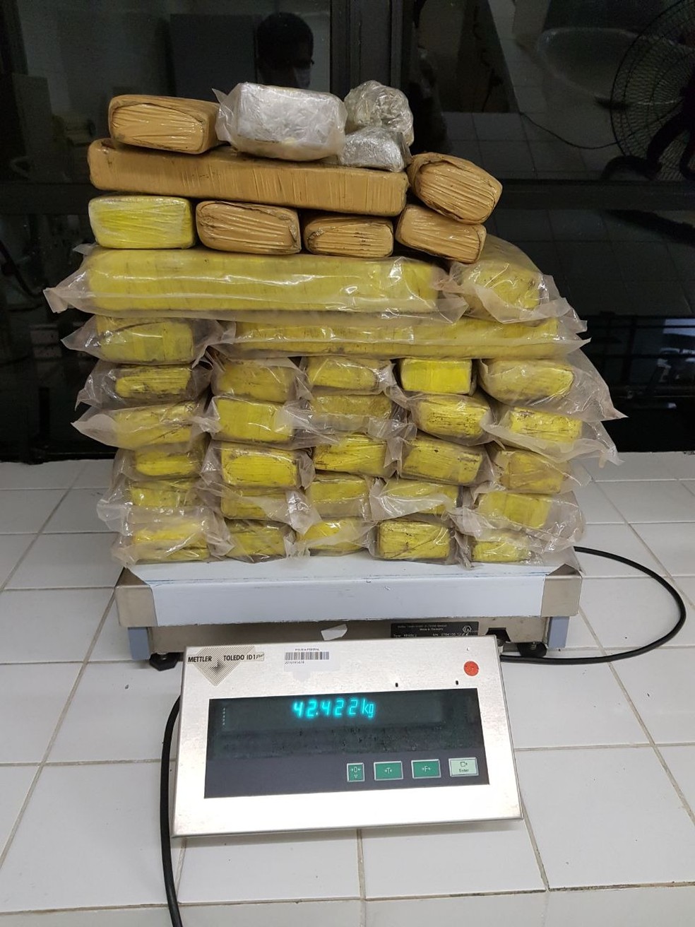 Três irmãos são presos com mais de 42kg de maconha em Arapiraca, AL — Foto: Ascom PF-AL