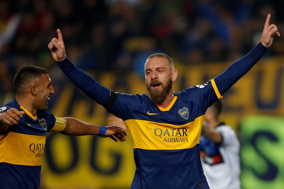 De Rossi comemora seu gol pelo Boca Juniors, mas nÃ£o foi suficiente para o Boca avanÃ§ar â€” Foto: Demian Alday/EFE