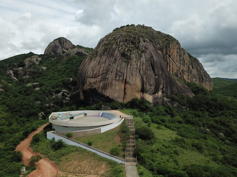 Pedra da Boca, em Araruna, na Paraíba — Foto: Divulgação/Secom-PB