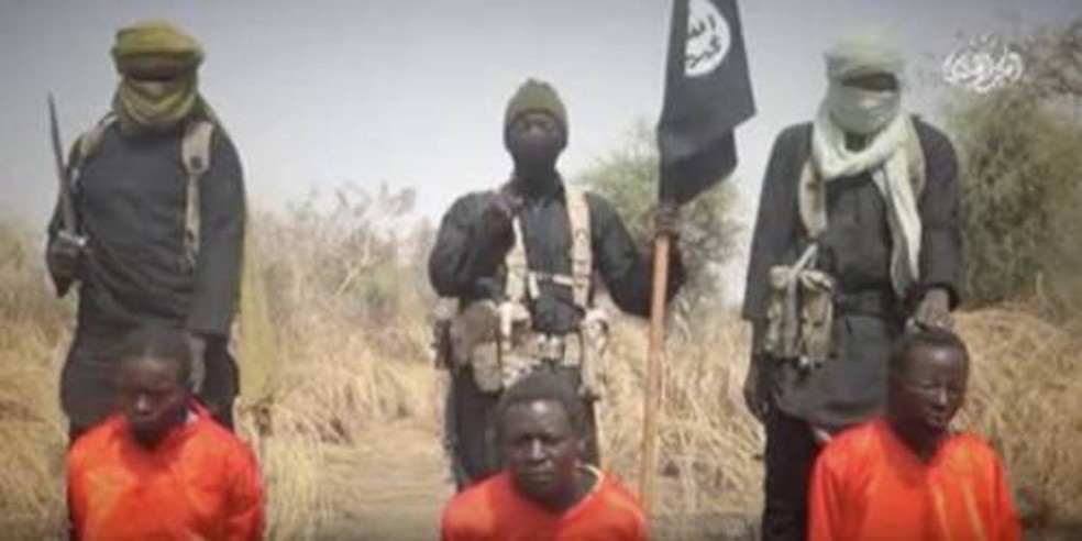 Boko Haram divulga vídeo de execução nos moldes do Estado Islâmico, em março deste ano (Foto: Reprodução)