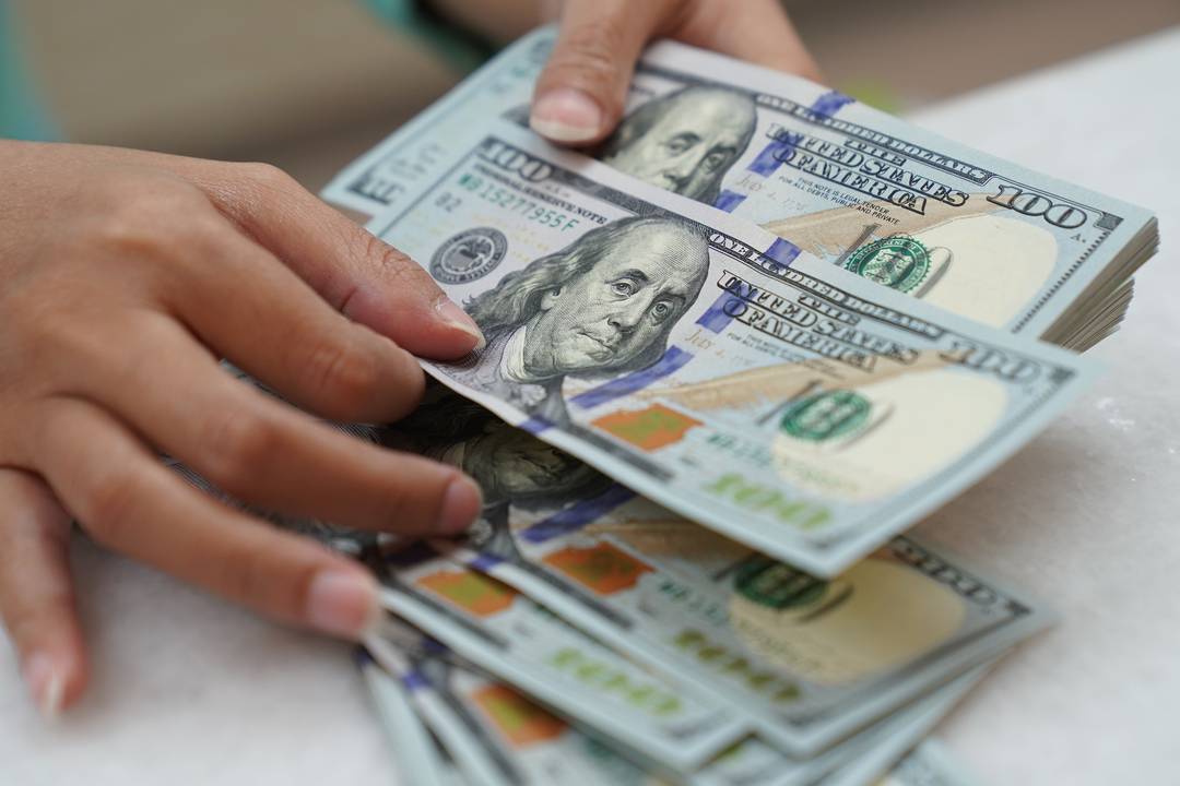 dólar - notas de dólar - US$100