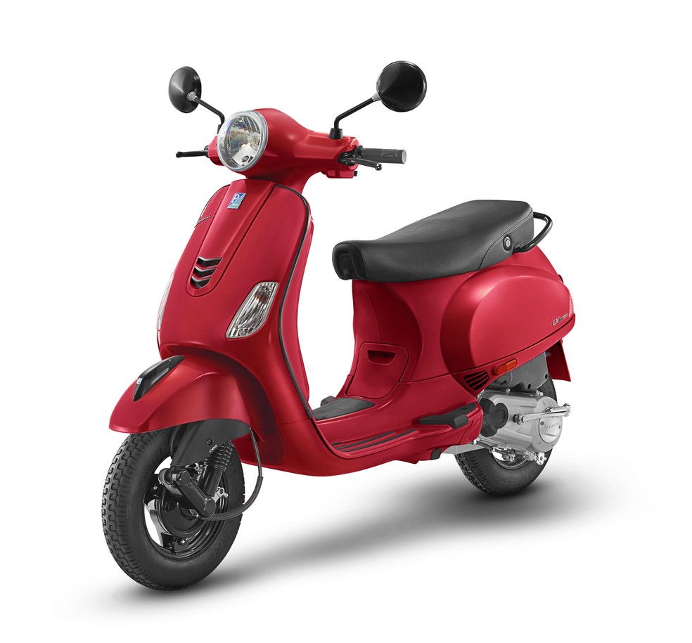 Vespa Club 125 — Foto: Divulgação