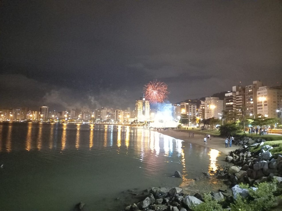 Chegada do Ano Novo em Florianópolis — Foto: Jean Raupp/ NSC TV