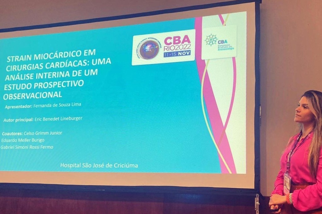 Médica apresenta três trabalhos científicos em congresso no Rio de Janeiro