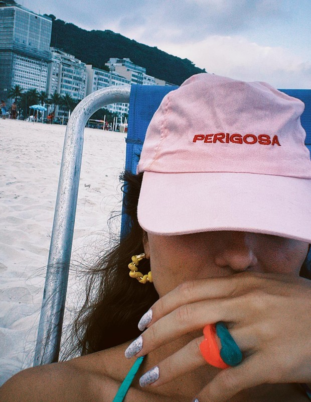 Rafa Kalimann curte praia com amigos no Rio de Janeiro (Foto: Reprodução/Instagram)