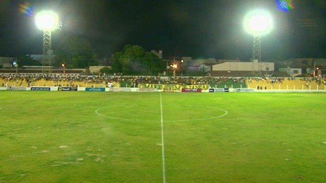 Estádio Helvídio Nunes, em Picos