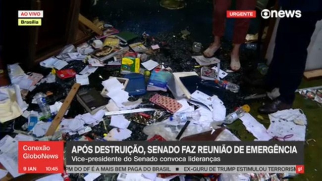 'Prejuízo incalculável', diz o senador e líder do governo no Congresso, Randolfe Rodrigues após atos de vandalismo nos prédios dos Três Poderes