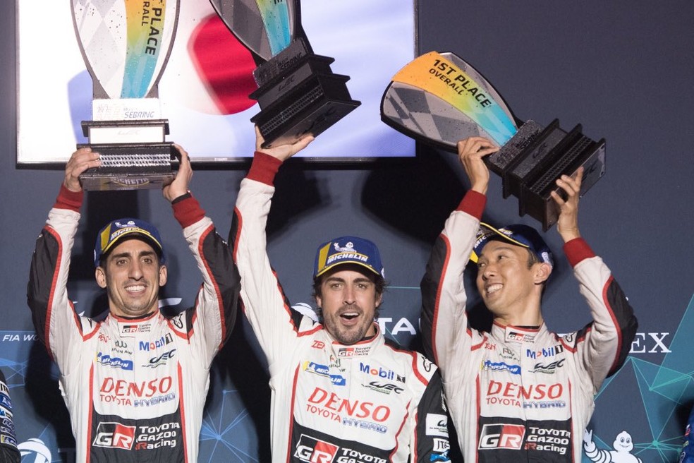 Fernando Alonso venceu as 1000 milhas de Sebring no WEC — Foto: Reprodução/Twitter