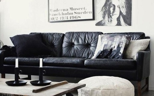 Sofá preto na decoração: 8 de para se inspirar - Vogue | Ambientes