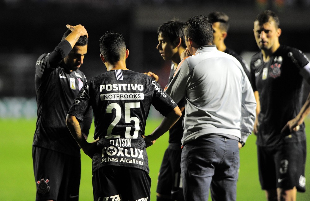 Após derrota no clássico, Loss comenta desmanche no Corinthians: 