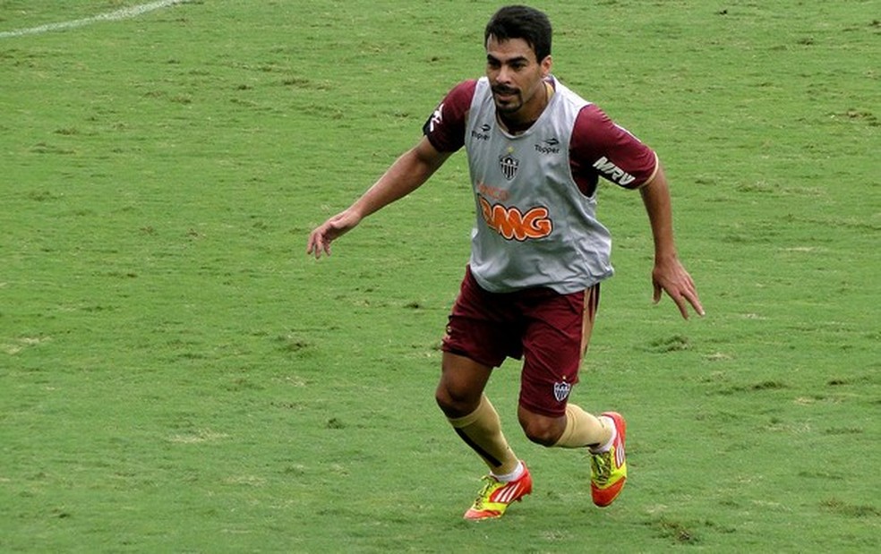 Araújo durante passagem pelo Atlético-MG  (Foto: Fernando Martins)
