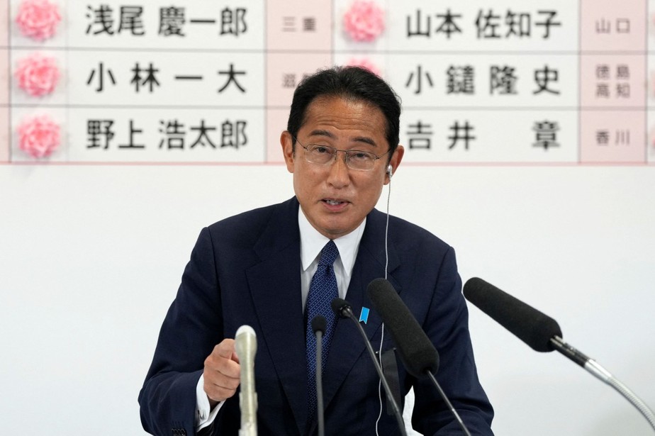 Premier Fumio Kishida dá discurso após fim de votação para a Câmara Alta japonesa