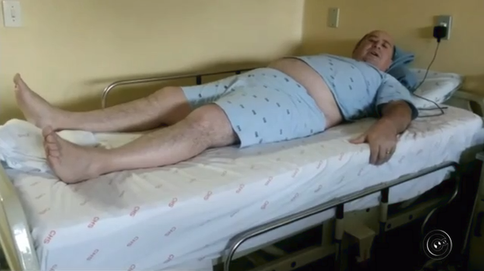 Uma das próteses de Paulo quebrou (Foto: Reprodução/TV TEM)