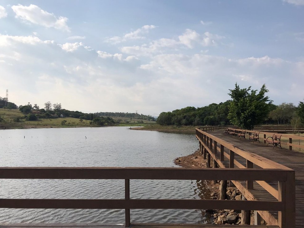 Represa de Itupararanga em Sorocaba (SP) — Foto: Anderson Cerejo/TV TEM