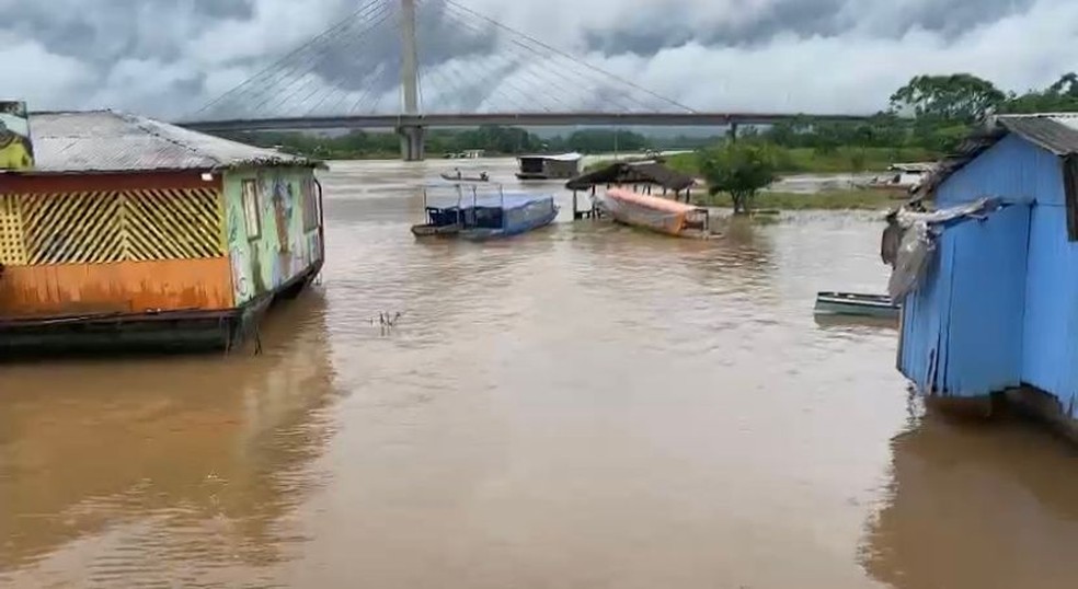 Cheia do Rio Juruá, em Cruzeiro do Sul — Foto: Bruno Vinícius/Rede Amazônica