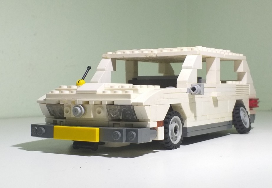 Jovem de 17 anos recria com perfeição carros clássicos nacionais em Lego