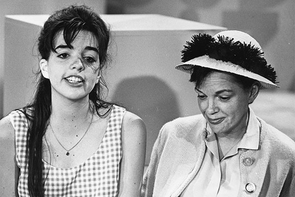 Liza Minnelli e Judy Garland (Foto: Getty Images)