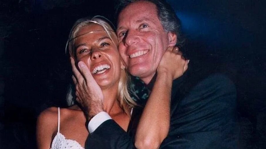 Adriane Galisteu e Roberto Justus foram casados por oito meses, em 1998