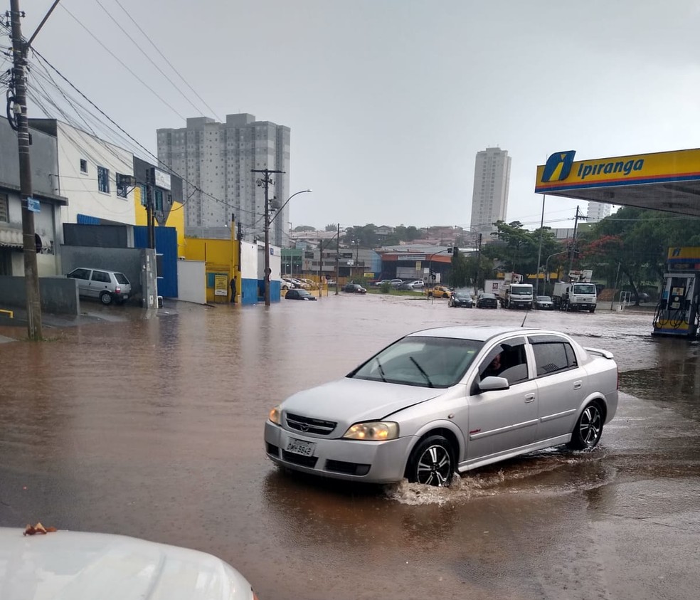 Alagamento na região da Avenida 31 de Março, em Piracicaba — Foto: Odair Melo/ Defesa Civil de Piracicaba