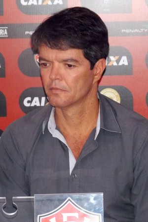 Ximenes agradece Vitória e confirma saída; Leão ainda não tem substituto