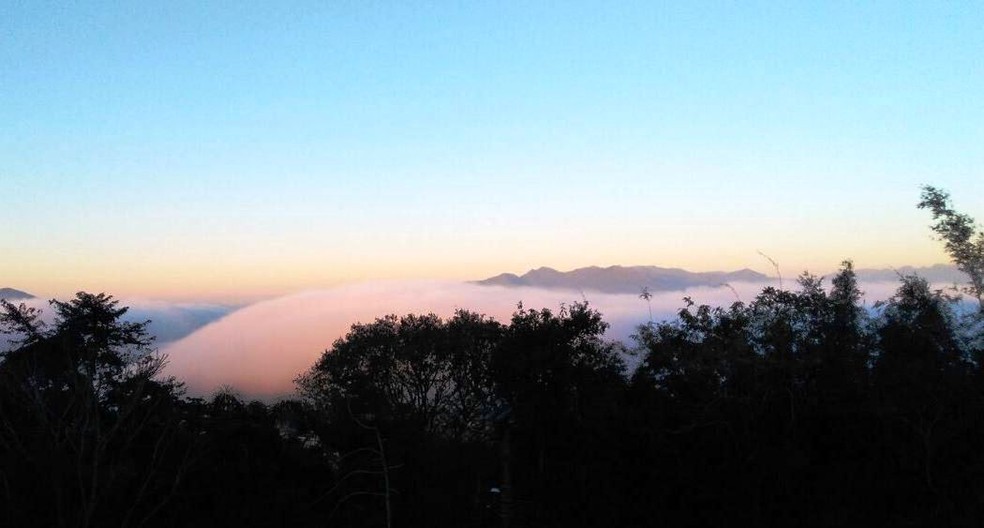 Nevoeiro cobria Florianópolis no início desta sexta (21) (Foto: Fernanda Burigo/G1)