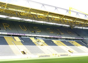 Casamento Signal Iduna Park, estádio Borussia Dortmund (Foto: Divulgação)