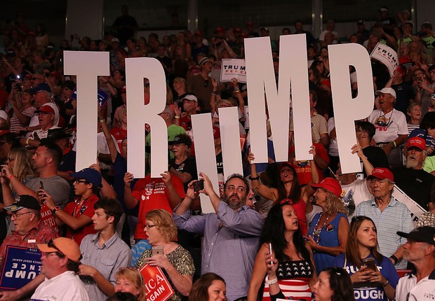 Apoiadores de Donald Trump, candidato republicano à presidência dos EUA (Foto: Joe Raedle/Getty Images)