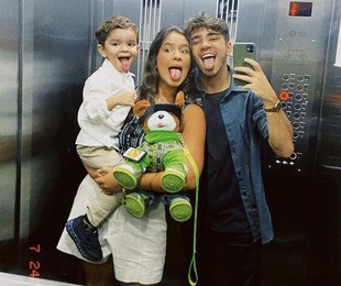 João Fernandes com a namorada e o filho  | Reprodução/Instagram