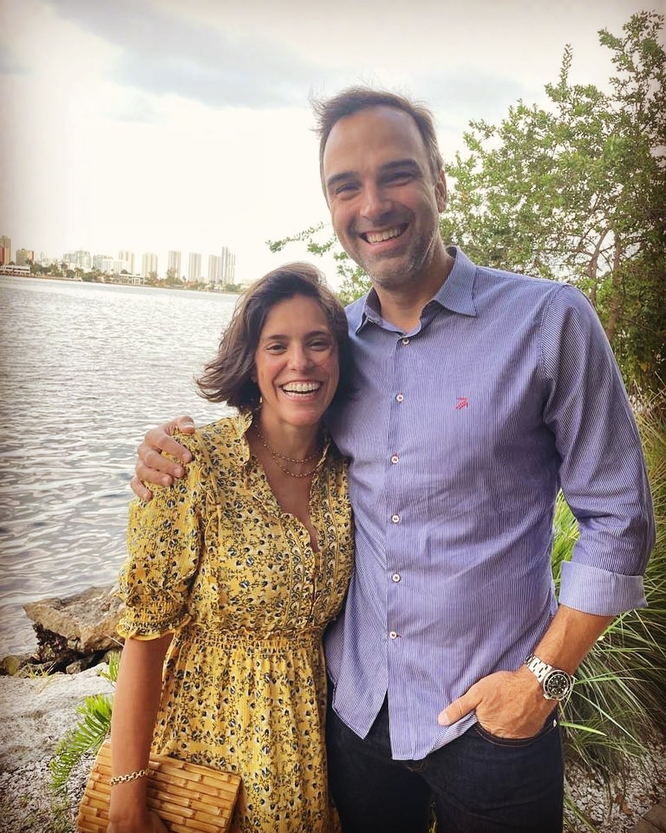 Tadeu Schmidt e a esposa, Ana Cristina (Foto: Reprodução/Instagram)