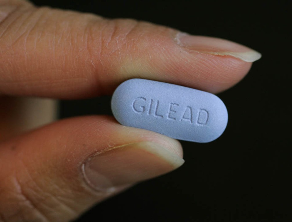  Pílula do medicamento Truvada, usado na profilaxia pré-exposição (PrEP) contra o HIV (Foto: Paul Sakuma/AP)