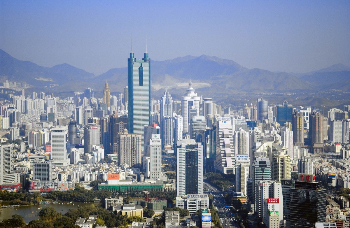 Shenzhen skyline with landmark Diwang Building, Guangdong, China. (Photo by Xiaoyang Liu/Construction Photography/Avalon/Getty Images) (Foto: Getty Images)