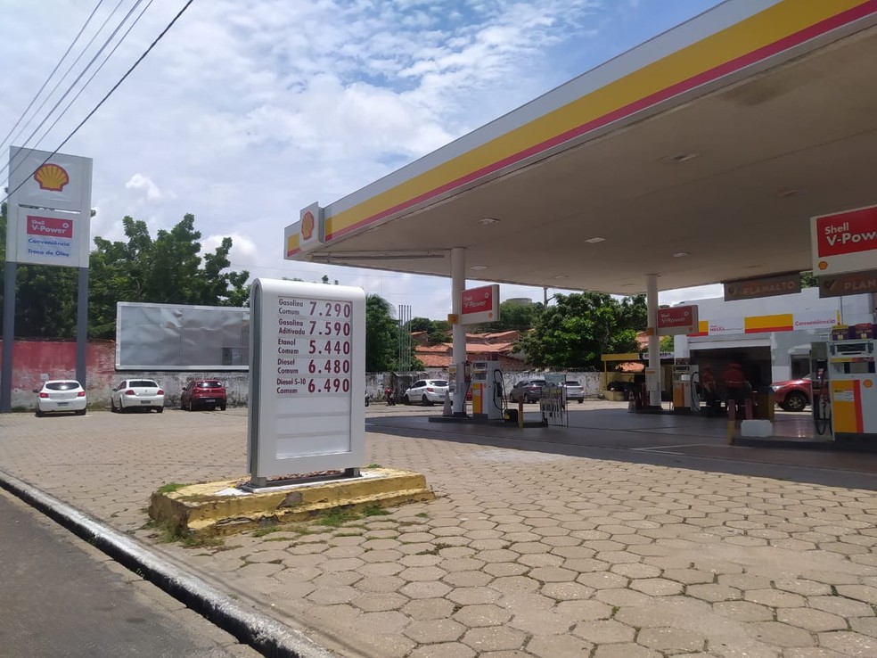 Posto de gasolina em Teresina — Foto: Andrê Nascimento/g1