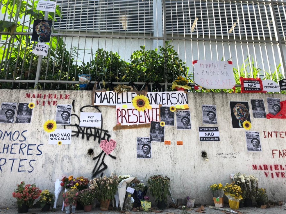 Rua onde assassinato foi cometido se transformou em local de homenagem (Foto: Andressa Gonçalves)
