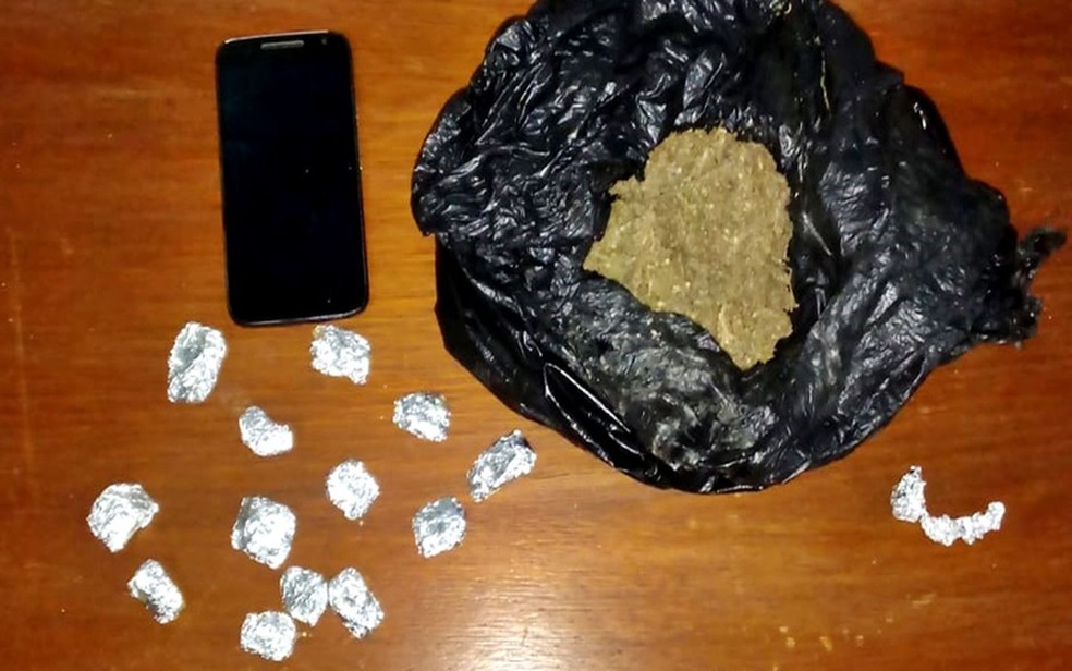 Homem é preso com drogas na Zona Rural de Lagarto — Foto: PMSE/Divulgação