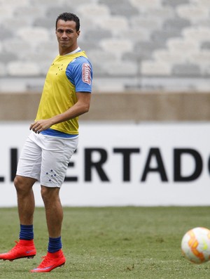Damião cobra atenção para vitória do Cruzeiro, mesmo que seja por 1 a 0