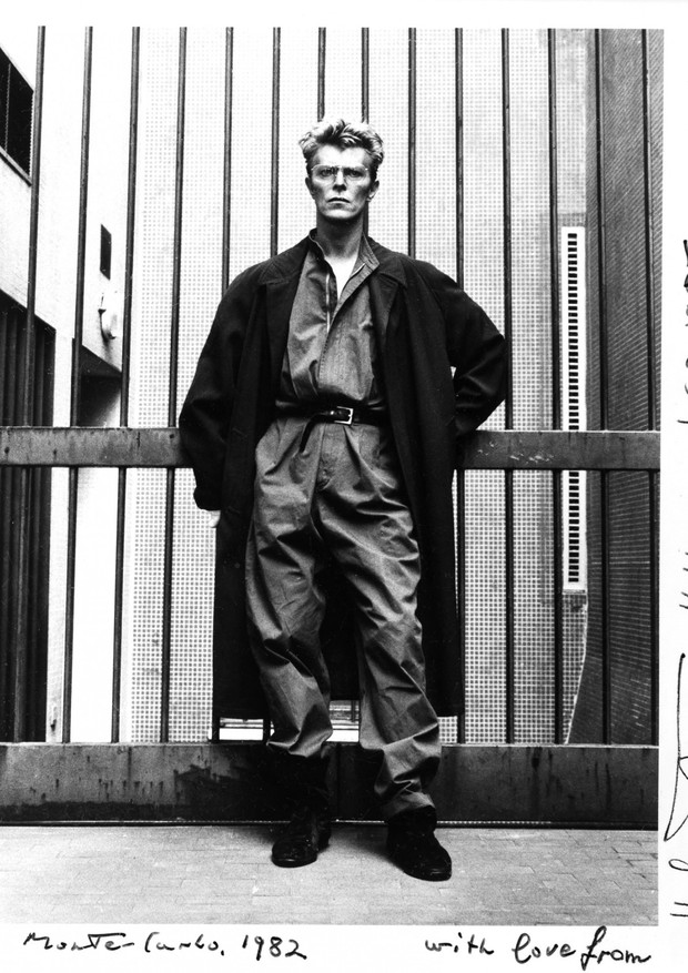 David Bowie (1982) (Foto: Helmut Newton)
