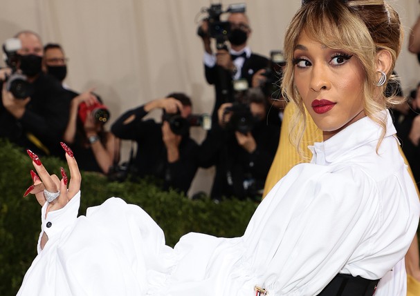 NEW YORK, NEW YORK - SEPTEMBER 13: Mj Rodriguez attends The 2021 Met Gala Celebrating In America: A Lexicon Of Fashion at Metropolitan Museum of Art on September 13, 2021 in New York City. (Photo by Dimitrios Kambouris/Getty Images for The Met Museum/Vogu (Foto: Getty Images for The Met Museum/)