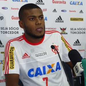 Cruzeiro mostra pessimismo sobre a contratação de Marcelo Cirino, do Fla