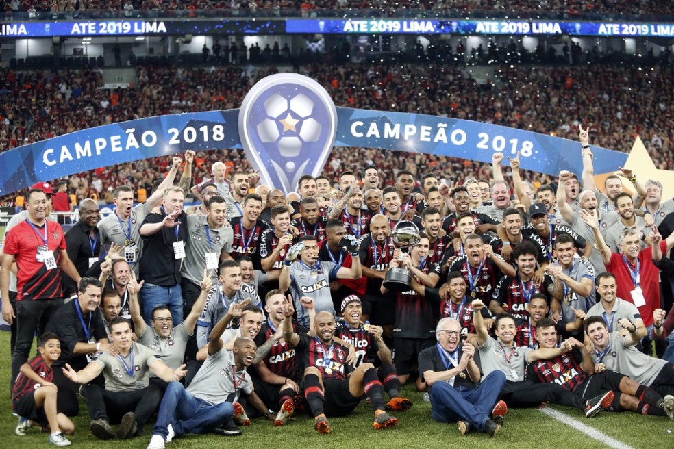 Athletico-PR foi o grande campeÃ£o da Sul-Americana 2018, a Ãºltima com dois jogos na final â Foto: Albari Rosa/Gazeta do Povo