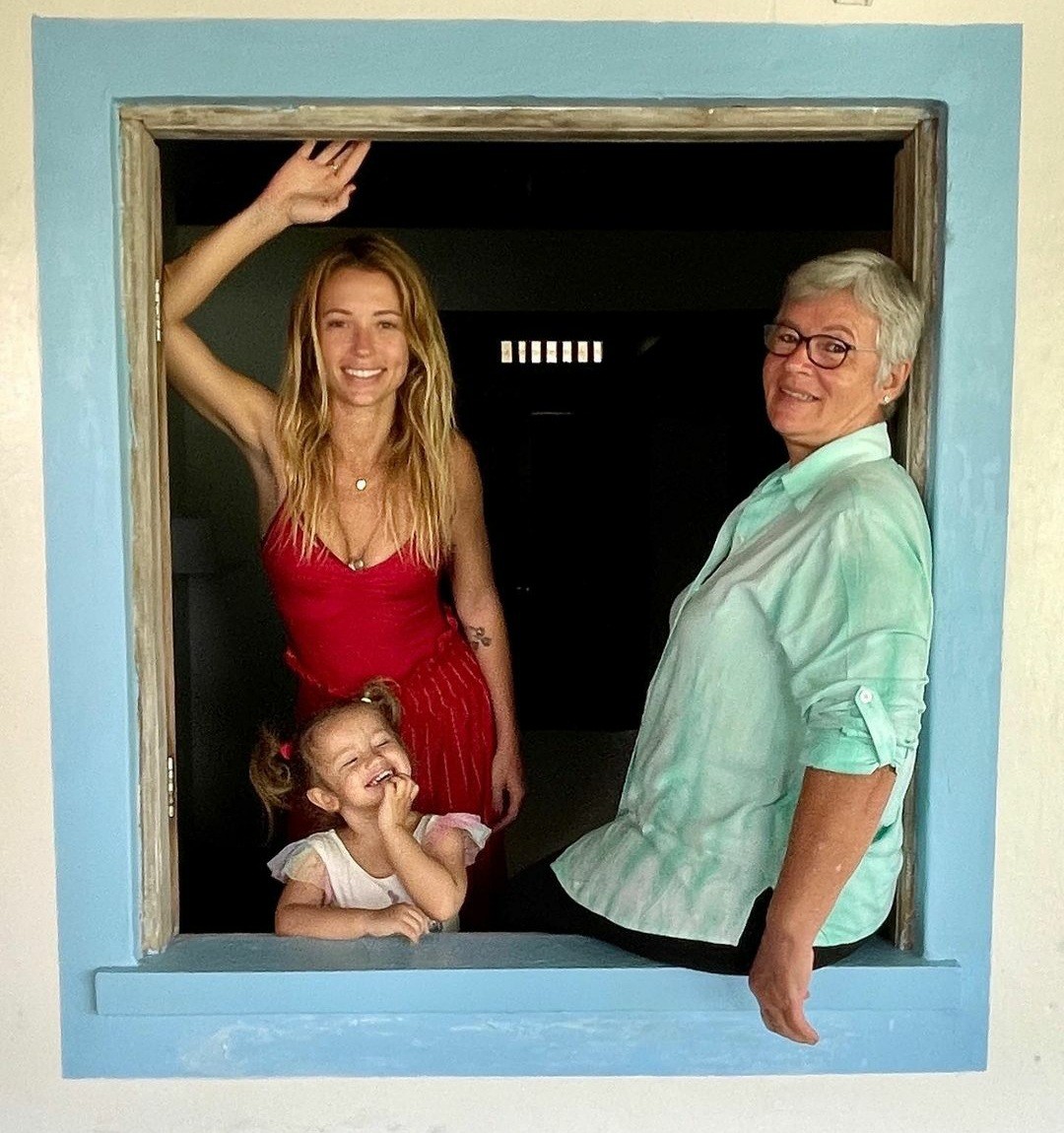 Juliana Didone com a mãe e a filha (Foto: Reprodução / Instagram )