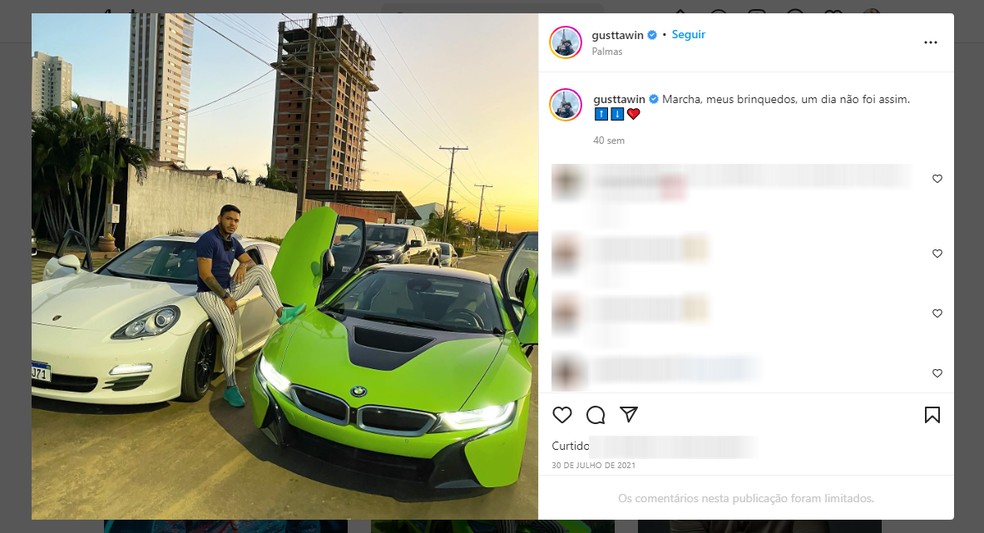 Gustavo ostentando com carros em Palmas — Foto: Reprodução/Instagram