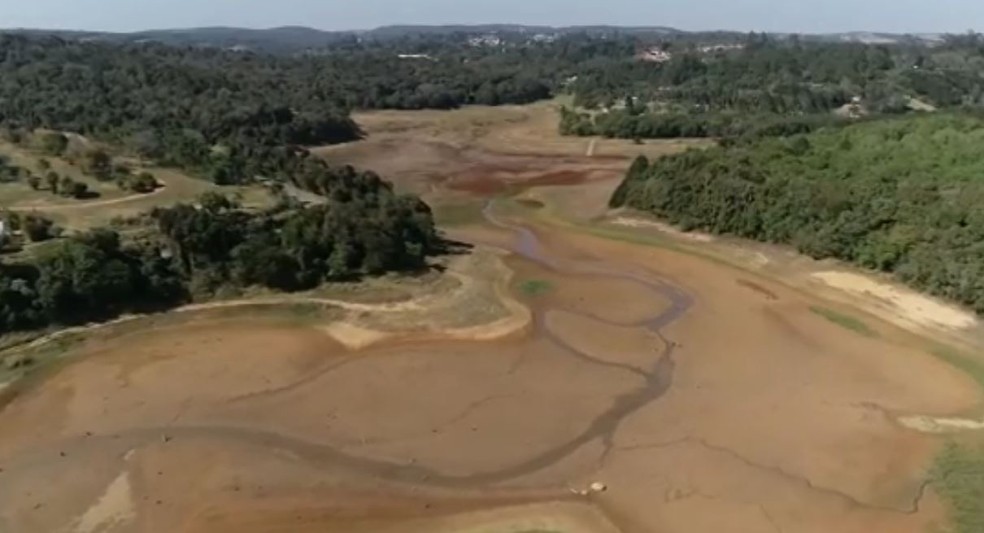 Em pior crise hídrica dos últimos 90 anos, falta de água afeta moradores da região de Sorocaba  — Foto: Reprodução/ TV Globo