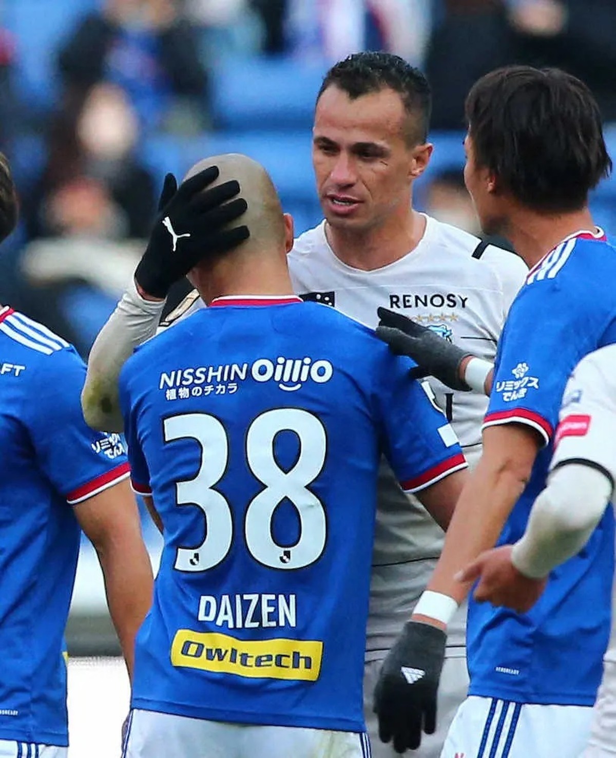 Leandro Damião e Daizen Maeda terminam empatados na artilharia da J 