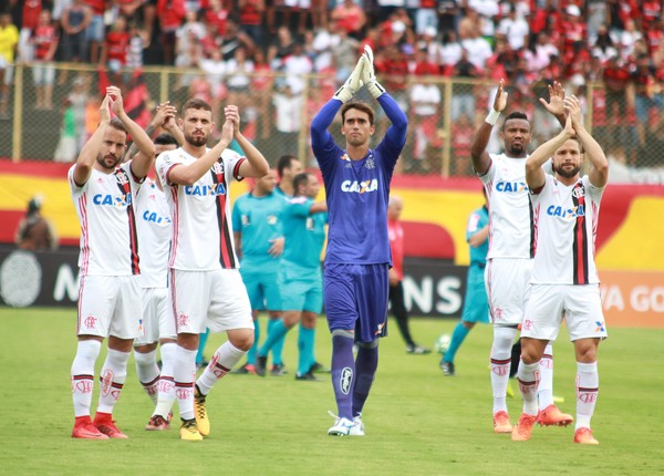 Recordista de jogos do Brasil em 2017, Fla trava briga contra desgaste no fim do ano