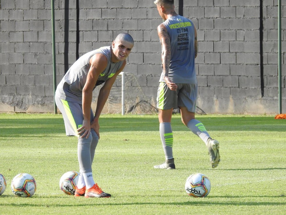 Gabriel Pec impressionou Abel Braga nos primeiros treinos  — Foto: Fred Gomes