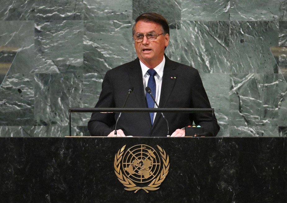 O presidente brasileiro Jair Bolsonaro discursa na 77ª sessão da Assembleia Geral da ONU, em Nova York