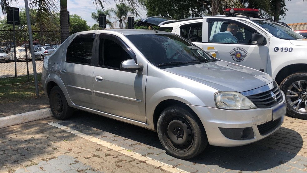 Um dos suspeitos presos tentou ajudar comparsas na fuga — Foto: Diogo Nolasco/TV TEM