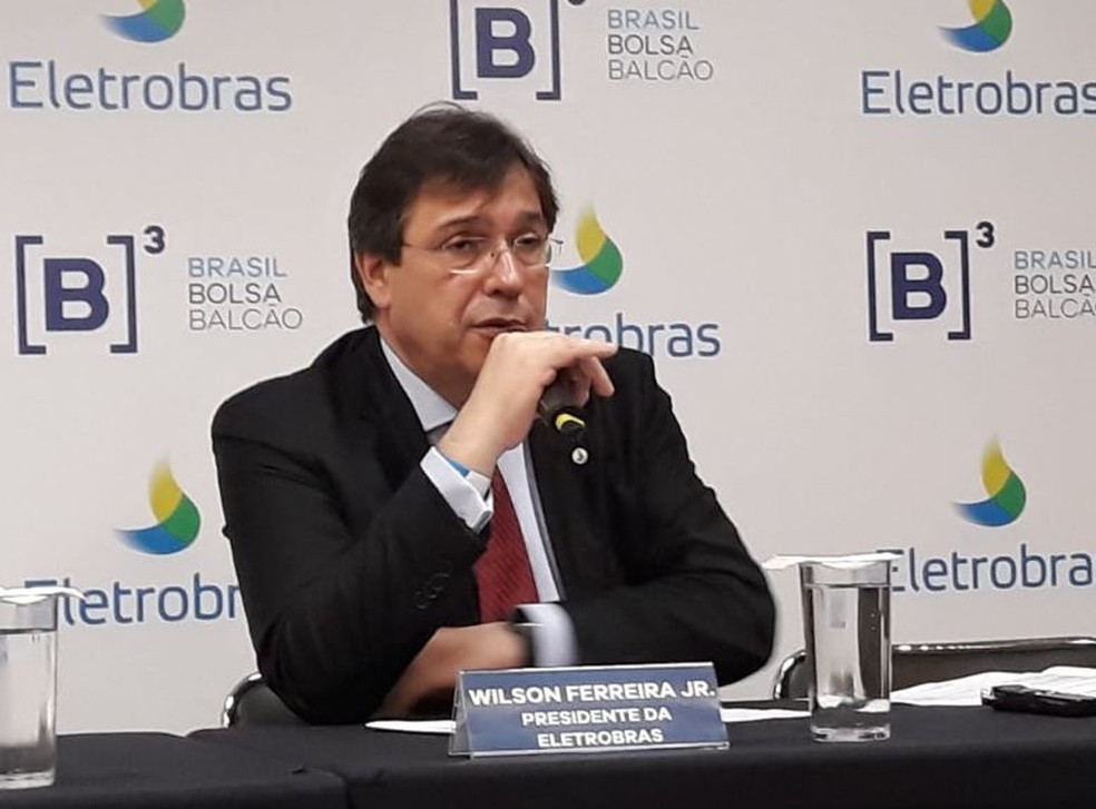 Presidente da Eletrobras, Wilson Ferreira Jr., concede coletiva de imprensa após o leilão de participações da estatal — Foto: Taís Laporta/G1